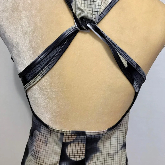 ASICS NWT Performance Top Women XS - Picture 8 of 12